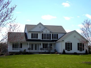 [ Click to tour this home's interior! ]