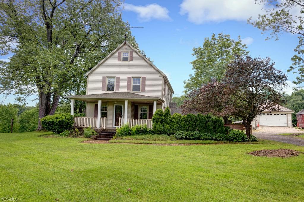 [ View this listing in a special slideshow! ]