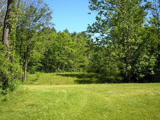 [ Click to tour the rest of the property! ]